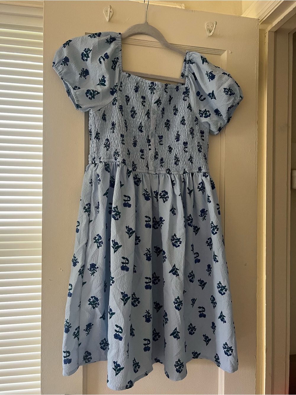 Girls Light Blue Floral Smocked Puff-Sleeve Dress
